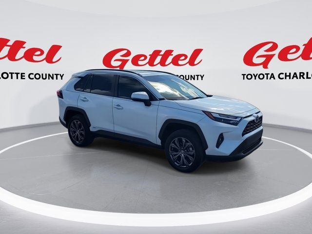 2022 Toyota RAV4 Hybrid XLE Premium