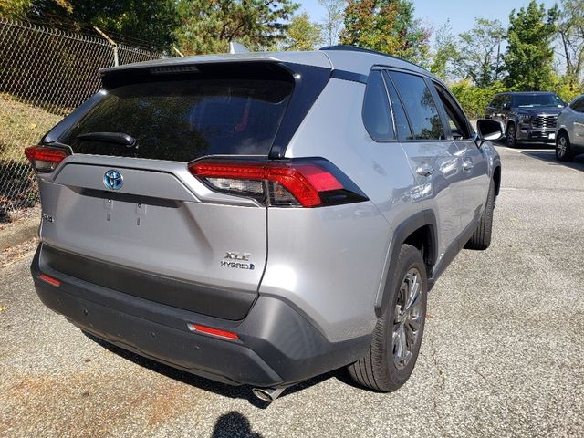 2022 Toyota RAV4 Hybrid XLE Premium