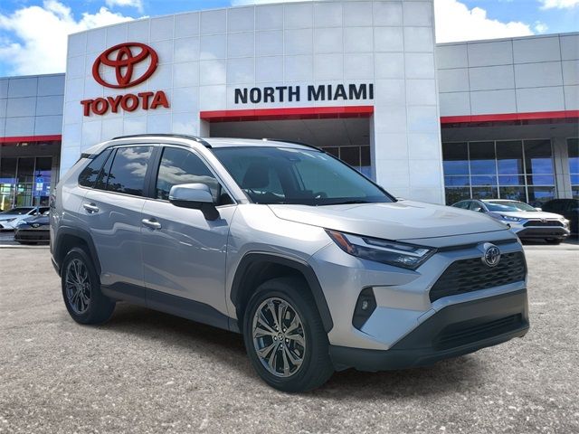 2022 Toyota RAV4 Hybrid XLE Premium