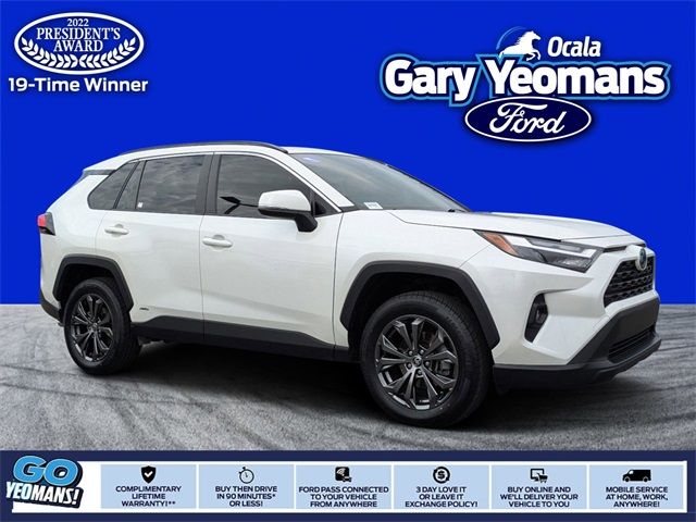 2022 Toyota RAV4 Hybrid XLE Premium