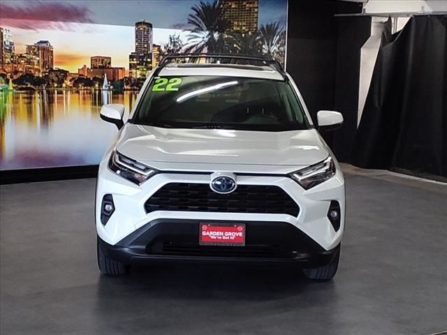 2022 Toyota RAV4 Hybrid XLE Premium