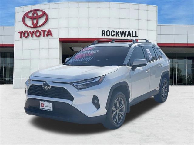 2022 Toyota RAV4 Hybrid XLE Premium