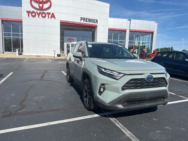 2022 Toyota RAV4 Hybrid XLE Premium