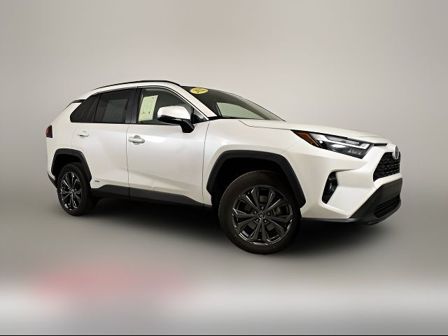 2022 Toyota RAV4 Hybrid XLE Premium