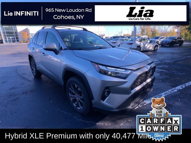 2022 Toyota RAV4 Hybrid XLE Premium