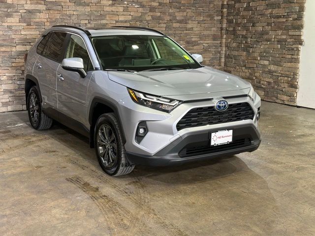 2022 Toyota RAV4 Hybrid XLE Premium