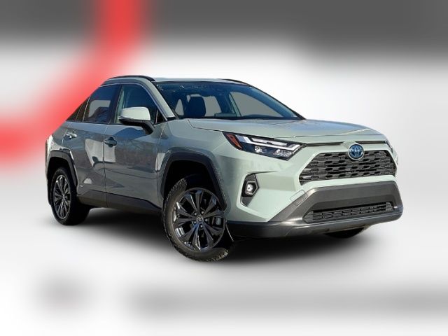 2022 Toyota RAV4 Hybrid XLE Premium