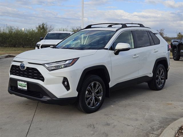 2022 Toyota RAV4 Hybrid XLE Premium