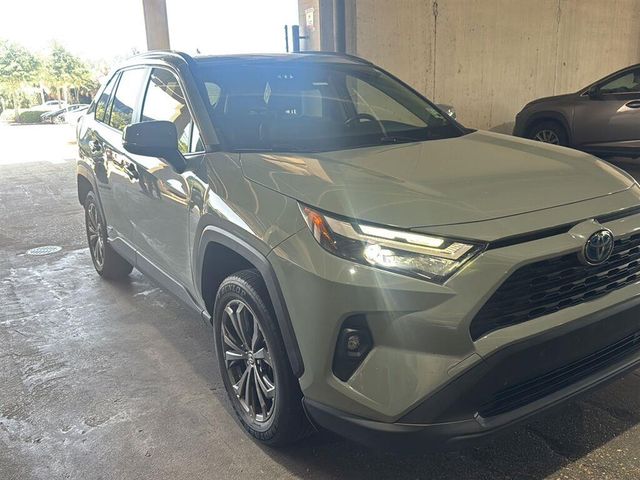 2022 Toyota RAV4 Hybrid XLE Premium