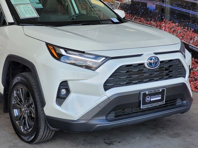 2022 Toyota RAV4 Hybrid XLE Premium