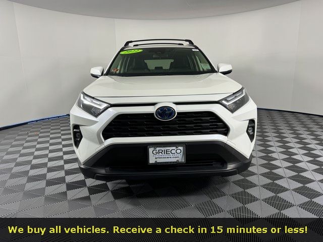 2022 Toyota RAV4 Hybrid XLE Premium