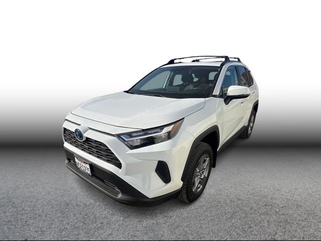 2022 Toyota RAV4 Hybrid XLE