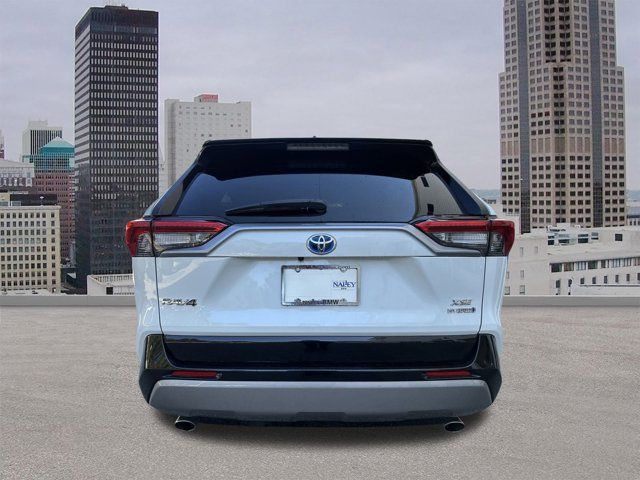 2022 Toyota RAV4 Hybrid XSE