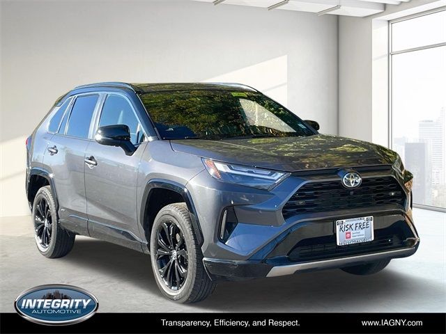 2022 Toyota RAV4 Hybrid XSE