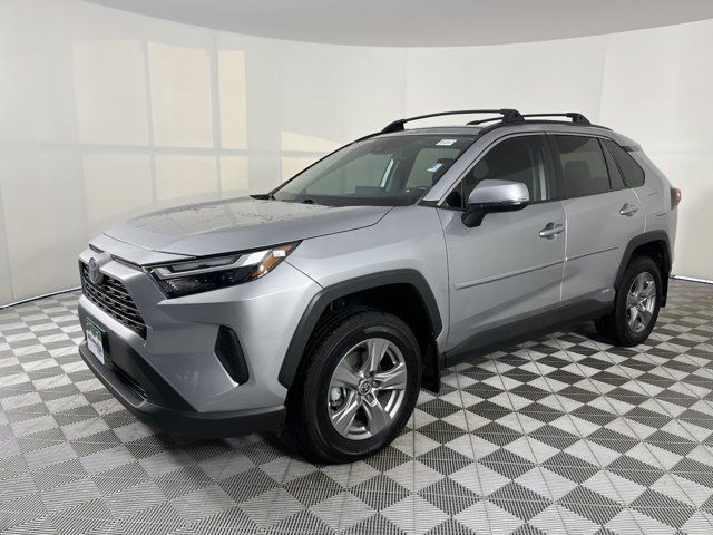 2022 Toyota RAV4 Hybrid XLE