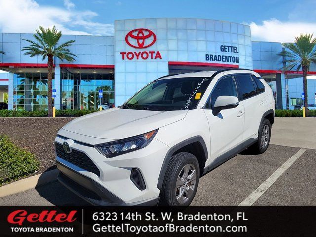 2022 Toyota RAV4 Hybrid LE