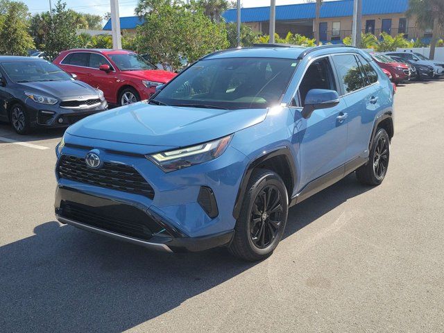 2022 Toyota RAV4 Hybrid SE