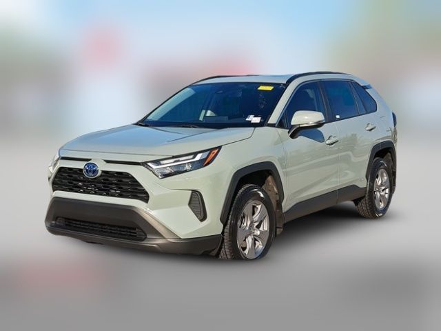 2022 Toyota RAV4 Hybrid XLE