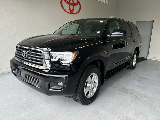 2022 Toyota Sequoia SR5