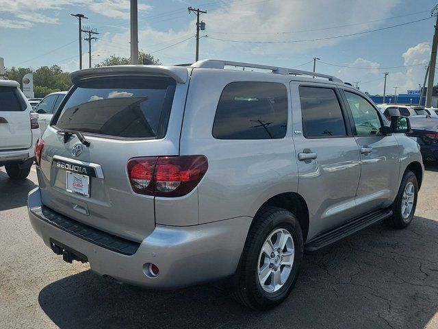 2022 Toyota Sequoia SR5