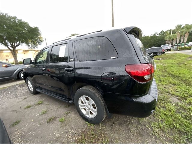 2022 Toyota Sequoia SR5