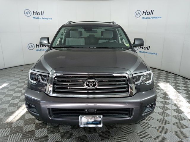 2022 Toyota Sequoia SR5