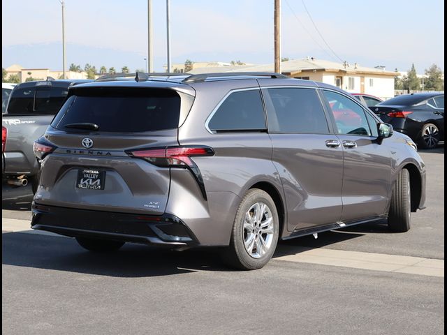 2022 Toyota Sienna XSE