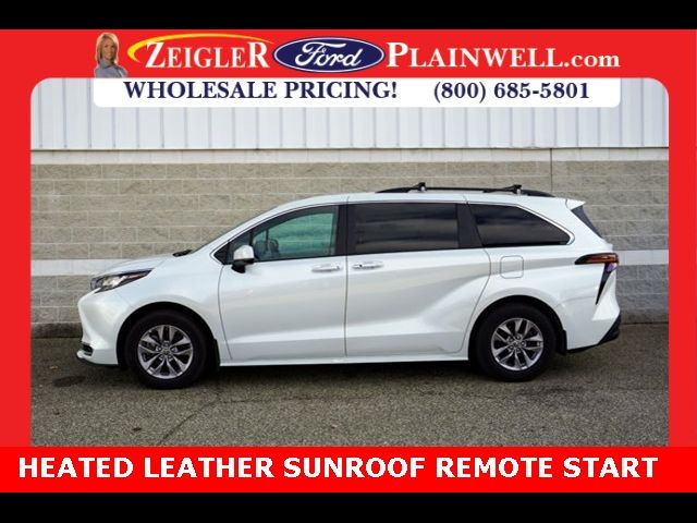 2022 Toyota Sienna XLE