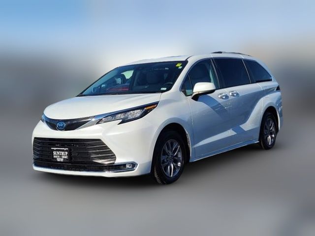 2022 Toyota Sienna XLE