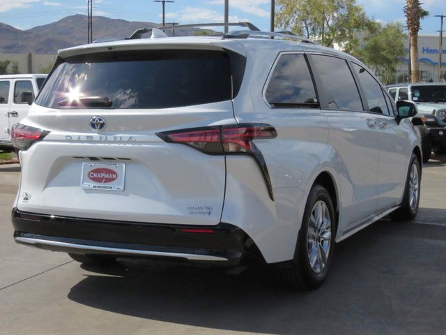 2022 Toyota Sienna Limited