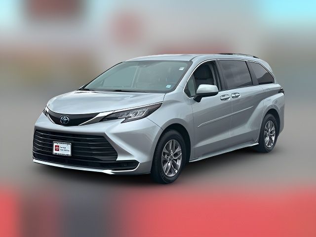 2022 Toyota Sienna LE