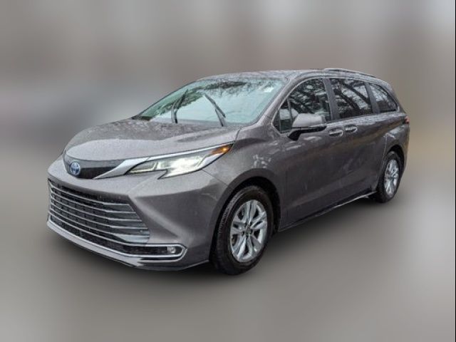 2022 Toyota Sienna Limited