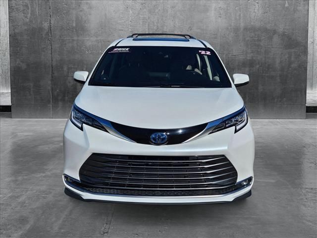 2022 Toyota Sienna Limited