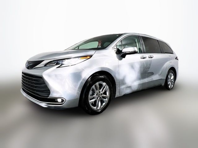 2022 Toyota Sienna Limited