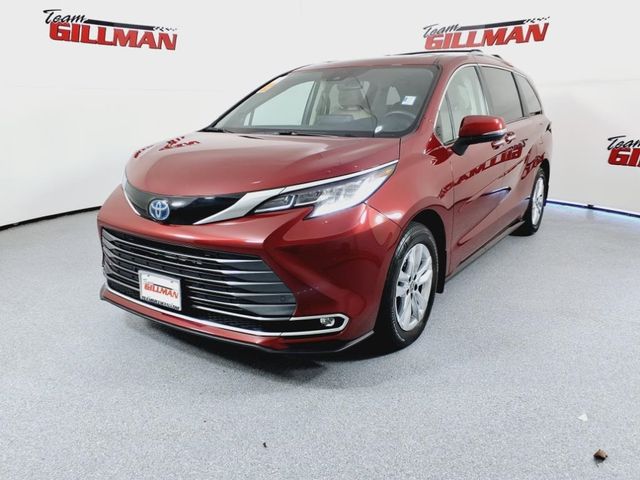 2022 Toyota Sienna Limited