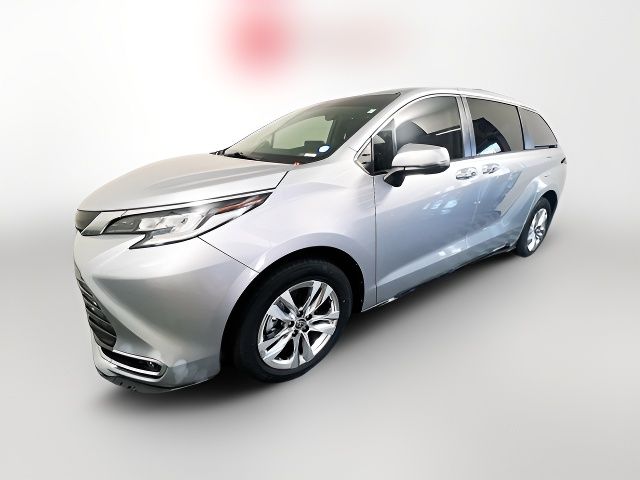 2022 Toyota Sienna Limited