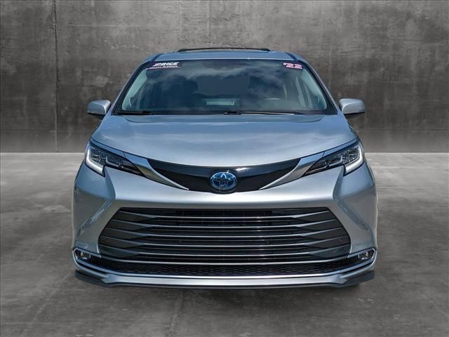 2022 Toyota Sienna Limited