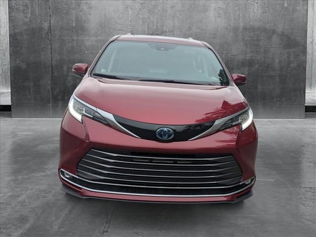 2022 Toyota Sienna Limited