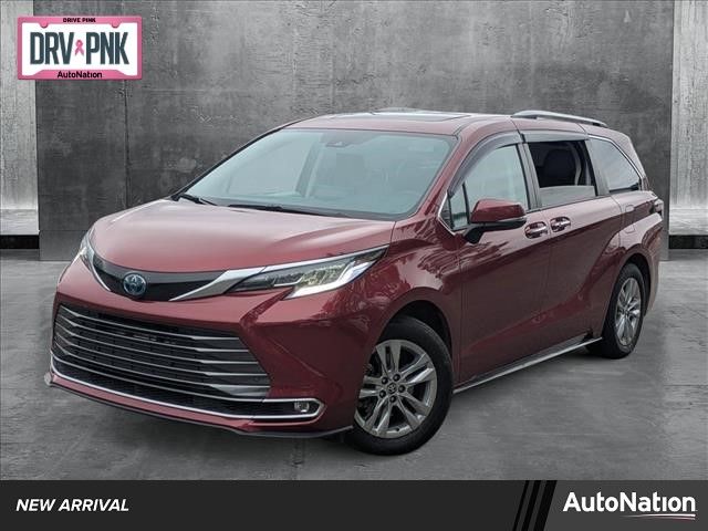 2022 Toyota Sienna Limited