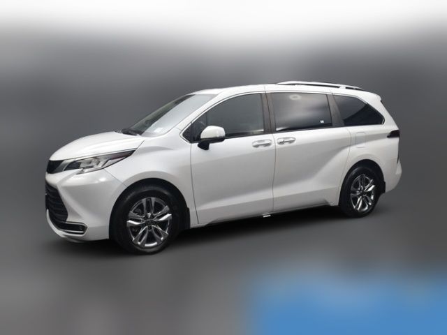 2022 Toyota Sienna Limited