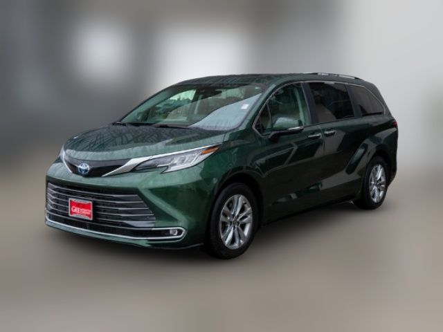 2022 Toyota Sienna Limited