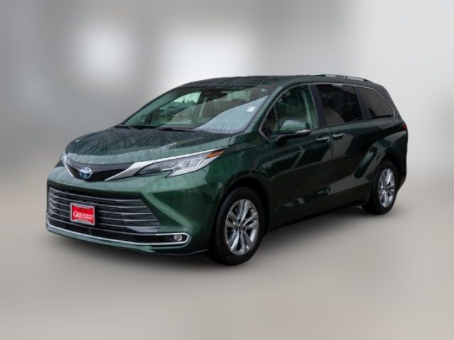 2022 Toyota Sienna Limited