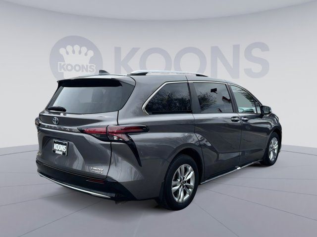 2022 Toyota Sienna Limited