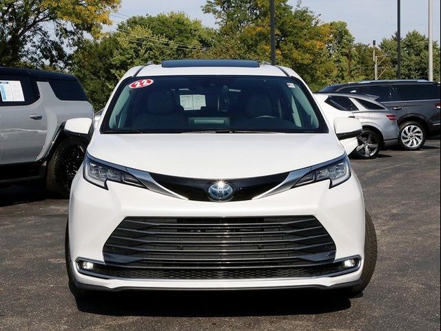 2022 Toyota Sienna Limited