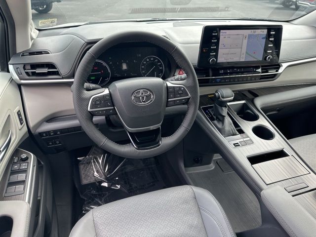 2022 Toyota Sienna Limited