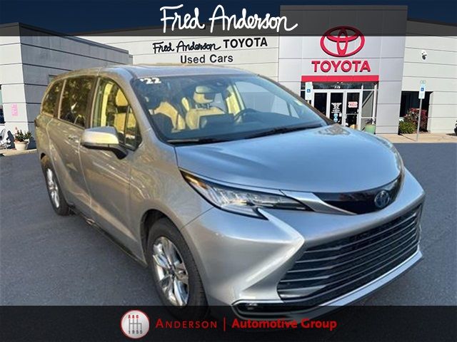 2022 Toyota Sienna Limited