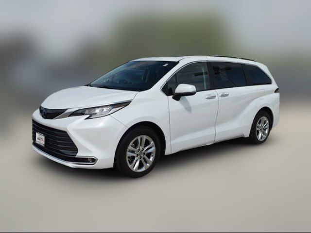 2022 Toyota Sienna Limited