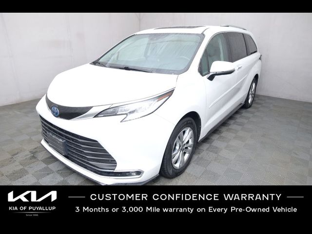 2022 Toyota Sienna Limited