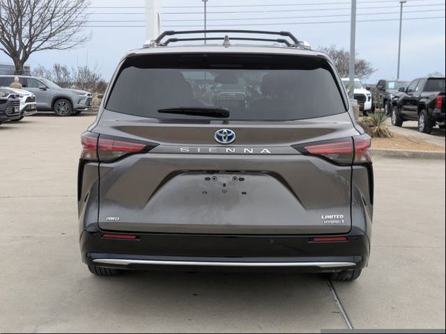 2022 Toyota Sienna Limited