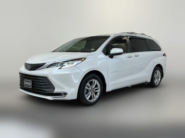 2022 Toyota Sienna Limited